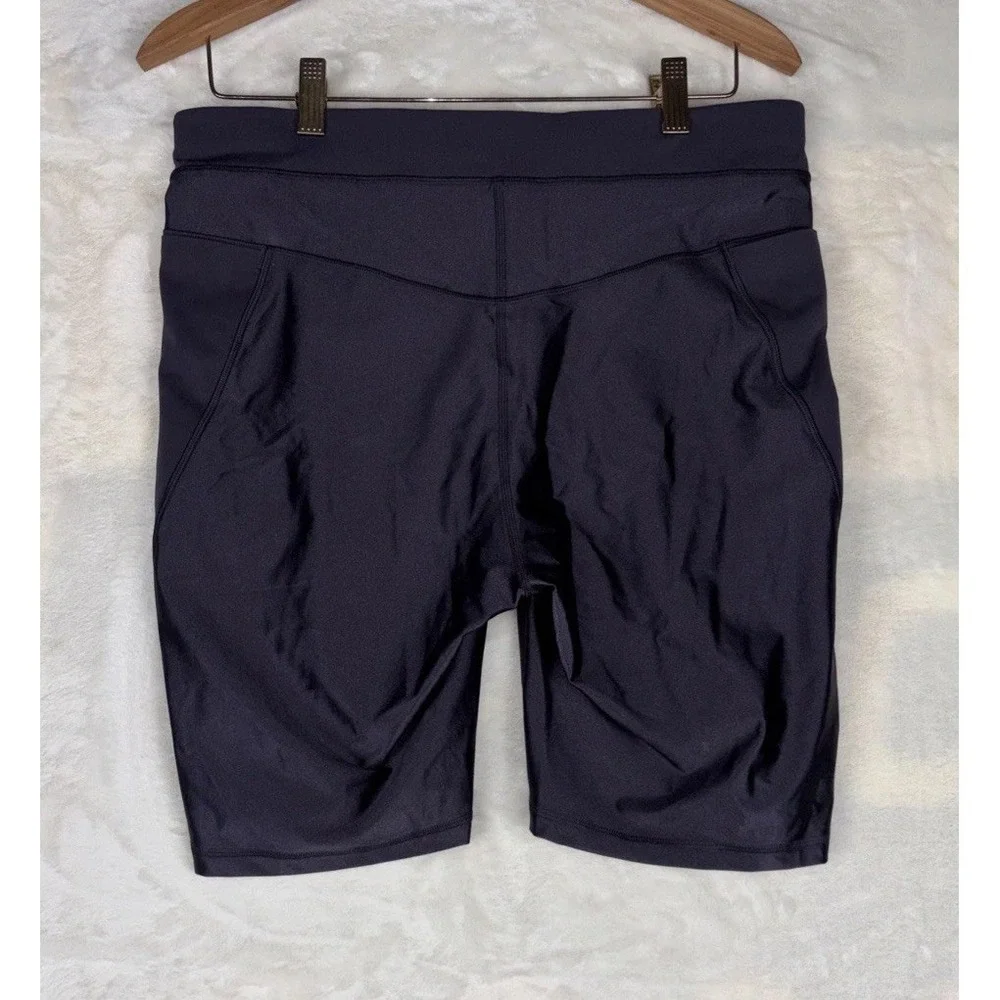 Lululemon Satin Shine Panelled HR Short 8